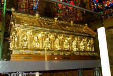 Aachen Cathedral - Aachen Cathedral: The golden Shrine of Charlemagne contains his mortal remains. The shrine was created in Aachen, ordered by the Roman...