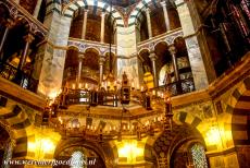 Aachen Cathedral - Aachen Cathedral: The Barbarossa Chandelier is hanging from the octagonal domed vault of the Palatine Chapel. The chandelier was donated...