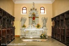 Euphrasius basiliek in Poreč - Het bisschoppelijk complex van de Euphrasiusbasiliek in het historisch centrum van Poreč: Een van de kapellen in de...