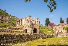 Archaeological Site of Mystras - Archaeological Site of Mystras: Ancient urban houses in Mystras, people used to live here until 1953. The Byzantine and Archaeological Museum...