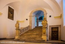 Kloosters van San Millan Yuso en Suso - Kloosters van San Millán Yuso en Suso: De koninklijke trap in het klooster van San Millán Yuso. In de middeleeuwen werden de...