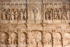 Poblet Monastery - Poblet Monastery: A detail of the 16th century Renaissance retable. The retable was sculpted by Damià Forment. The retable was made of...