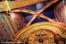 Mudéjar architectuur van Aragon - Mudéjar architectuur van Aragon: Een van de zijkapelletjes van de San Pedrokerk in Teruel. Het gewelfde plafonf van de San...