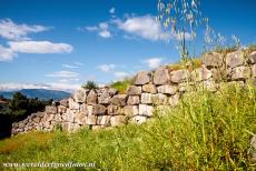 Archeologisch Tiryns - Archeologisch Tiryns: De Cyclopische muren van de eens zo machtige vesting Tiryns waren circa 8 meter dik. Cyclopisch verwijst...