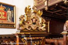 Kronborg Castle - Kronborg Castle: A detail of the artfully sculpted and gilded pews of the castle chapel. The pew on the left gallery was reserved for the Royal...