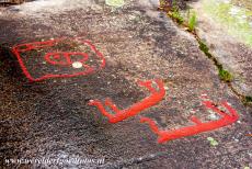 Rotstekeningen van Tanum - Rotstekeningen in Tanum: Een rots bij Fossum met een rotstekening van bemande boten. De rotstekeningen in Tanum liggen ten noorden van...