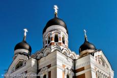 Historisch centrum van Tallinn - Historisch centrum (oude stad) van Tallinn: De imposante uivormige koepels van de Alexander Nevski kathedraal, de kathedraal is de hoofdkerk...
