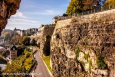 Vestingwerken van de stad Luxemburg - De oude wijken en vestingwerken van de stad Luxemburg: De Bockkazematten bieden prachtig uitzicht op de stadsmuur van Wenceslas en de...
