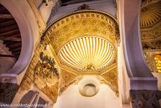 Historische stad van Toledo - Historische stad Toledo: De Santa Maria la Blanca is een voormalige synagoge in de stad Toledo. Na jaren van tolerantie ten opzichte van de...