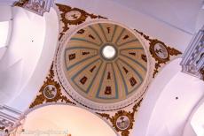 Old Town of Cáceres - Old Town of Cáceres: The decorated dome of the San Francisco Javier Church. The Jesuit church has a single nave and several small side... Old Town of Cáceres - Old Town of Cáceres: The decorated dome of the San Francisco Javier Church. The Jesuit church has a single nave and several small side...