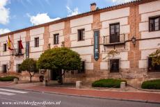 Universiteit en van Alcalá de Henares - Universiteit en historische parochie van Alcalá de Henares: Colegio Menor de San Jerónimo, een van de voormalige...