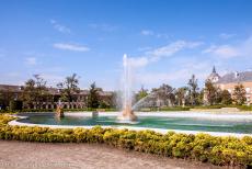 Aranjuez Cultural Landscape - Aranjuez Cultural Landscape: The Ceres Fountain in front of the Royal Palace of Aranjuez. The palace became the spring residence of the... Aranjuez Cultural Landscape - Aranjuez Cultural Landscape: The Ceres Fountain in front of the Royal Palace of Aranjuez. The palace became the spring residence of the...