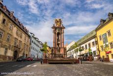 Historische stad Banská Štiavnica - Historische stad Banská Štiavnica en de technische monumenten in de omgeving: Op het plein van de Heilige Drie-eenheid in...