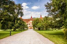 Historisch centrum van Graz - Historisch centrum van Graz en Slot Eggenberg: Het 17de eeuwse Schloss Eggenberg ligt in een romantisch park aan de westelijke rand van...