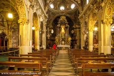 Sacri Monti van Piemonte en Lombardije - De Heilige Bergen (Sacri Monti) van Piemonte en Lombardije: Het interieur van de 15de kapel op de top van de Sacro Monte di Varese, de kapel...
