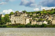 Loire Vallei - De Loire Vallei tussen Sully-sur-Loire en Chalonnes-sur-Loire: Het kasteel van Montsoreau. In de 6de eeuw werd een kleine nederzetting...