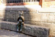 Hanseatic City of Lübeck - Hanseatic City of Lübeck: A small bronze statue of a devil sitting on the Devil's Stone is situated beside the Marienkirche,...