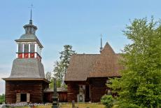Oude kerk van Petäjävesi - De Oude kerk van Petäjävesi ligt landelijk in een bosrijke omgeving in centraal Finland. Naast de ingang van de kerk is...