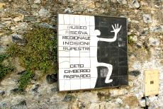 Rock Drawings in Valcamonica - The Rock Carvings in Valcamonica can be seen in several archaeological parks in Valcamonica, such as two parks situated in the... Rock Drawings in Valcamonica - The Rock Carvings in Valcamonica can be seen in several archaeological parks in Valcamonica, such as two parks situated in the...