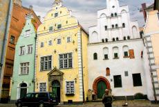Historisch centrum van Riga - Historisch centrum van Riga: De Drie Broeders zijn de oudste stenen huizen in de stad Riga. De Drie Broeders werden gebouwd aan het eind...