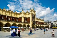 Historisch centrum van Kraków - De Lakenhal is een van de meest iconische gebouwen in het historisch centrum vanKraków, ze staat midden op de Rynek...