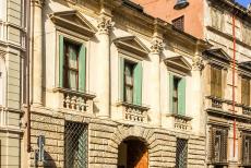 Vicenza en Palladiaanse villa's in Veneto - Het Palazzo Schio is een 16de eeuws adelijk paleis. De smalle gevel van het Palazzo Schio werd in 1560 ontworpen door Andrea Palladio. De...