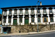 Historisch centrum van Porto - Historisch centrum van Porto: Het in de 17de en 18de eeuw gebouwde paleis van de grafelijke familie Azevedo. De staat Portugal kocht het in...