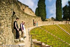 Archeologische sites van Pompeii en Herculaneum - Archeologische opgravingen van Pompeii, Herculaneum en Torre Annunziata: In de 2de eeuw v.Chr. werd het Teatro Grande in Pompeii gebouwd op...