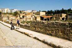 Archeologische sites van Pompeii en Herculaneum - Archeologische opgravingen van Pompeii, Herculaneum en Torre Annunziata: Herculaneum werd als gevolg van de eruptie van de Vesuvius in...