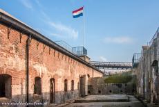 Stelling van Amsterdam - Fort aan het Pampus - Het Fort aan het Pampus is waarschijnlijk het bekendste fort van de Stelling van Amsterdam. Na de Frans-Duitse oorlog van 1870-1871 werden...