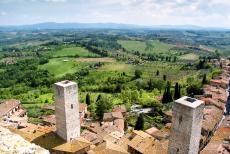 Historisch centrum San Gimignano - Historisch centrum van San Gimignano: Torre dei Becci en Torre dei Cugnanesi zijn twee van de nog bestaande torens van San Gimignano....