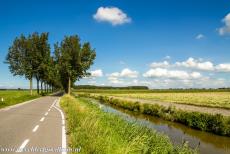 Droogmakerij de Beemster (Beemster Polder) - In 1607, it was decided to drain the Beemster, at that time a large lake. The Dutch mill builder, hydraulic engineer and architect Jan...