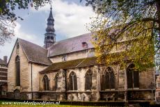 Vlaams Begijnhof Tongeren - Vlaams Begijnhof van Tongeren: De St-Catharinakerk werd gebouwd in 1294, de kerk staat ook bekend als de Begijnhofkerk of...