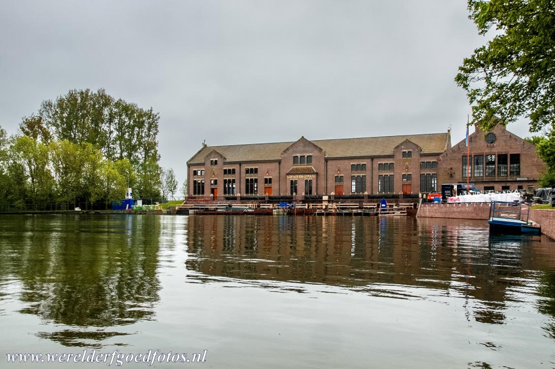 Woudagemaal - Het Woudagemaal is een symbool van het stoomtijdperk en het waterbeheer in Nederland. Het Ir.D.F. Woudagemaal is het grootste stoomgemaal ter...
