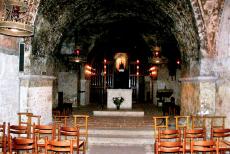 Kathedraal van Chartres - De crypte van de kathedraal van Chartres: De Chapelle&nbsp;Notre-Dame-de- Sous-Terre (Kapel van Onze-Lieve-Vrouwe Onder de Grond). De crypte wordt...