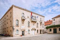 Historische stad Trogir - Historische stad Trogir: In de 9de eeuw behoorde Trogir tot de Byzantijnse provincie Dalmatië met Zadar als...