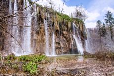 Plitvice Lakes National Park - Plitvice Lakes National Park: The Veliki Mali Prštavac Waterfall is 28 metres tall. Here, the nature has created a kind of...