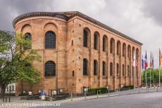 Romeinse Monumenten in Trier - Romeinse Monumenten, de Dom en Onze-Lieve-Vrouwekerk in Trier. De Aula Palatina staat ook bekend als Konstantin Basilika. De Aula...