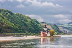 Upper Middle Rhine Valley - Upper Middle Rhine Valley: Pfalzgrafenstein Castle on Falkenau Island in the Rhine near Kaub. Pfalzgrafenstein was built by Ludwig of...