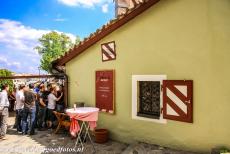 Old town of Regensburg with Stadtamhof - Old town of Regensburg with Stadtamhof: A long queue in front of the historic sausage tavern, the Wurstküche or Wurstkuchl. The historic...
