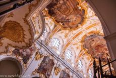 Oude stad van Regensburg met Stadtamhof - Oude stad van Regensburg met Stadtamhof: De Alte Kapelle (de Oude Kapel) werd in de 18de eeuw opnieuw gedecoreerd in de&nbsp;Beierse rococostijl....