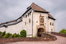 Kasteel Wartburg - Het poortgebouw van Kasteel Wartburg werd gebouwd in 1150; het gefortificeerde kasteel is alleen toegankelijk via een ophaalbrug en dit... Kasteel Wartburg - Het poortgebouw van Kasteel Wartburg werd gebouwd in 1150; het gefortificeerde kasteel is alleen toegankelijk via een ophaalbrug en dit...