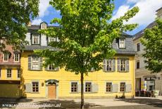 Klassiek Weimar - Classical Weimar: Het huis van Friedrich Schiller aan de Schiller Strasse. In dit huis schreef de Duitse filosoof en toneelschrijver Schiller...