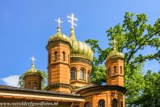 Klassiek Weimar - Classical Weimar: De Russisch-orthodoxe kapel gezien vanaf de historische begraafplaats van Weimar. De Russisch-orthodoxe kapel werd gebouwd in...