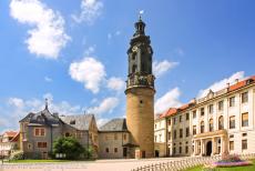 Klassiek Weimar - Klassiek Weimar: Het Slot op de Burgplatz met zijn&nbsp;toren is het voormalige hertogelijk paleis van Weimar. De componist J.S. Bach was organist...