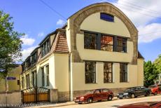 Het Bauhaus en zijn locaties in Weimar - Bauhauslocaties in Weimar en Dessau: Het gebouw van de voormalige Kunstschule in Weimar werd ontworpen door Henry van de Velde, die... Het Bauhaus en zijn locaties in Weimar - Bauhauslocaties in Weimar en Dessau: Het gebouw van de voormalige Kunstschule in Weimar werd ontworpen door Henry van de Velde, die...