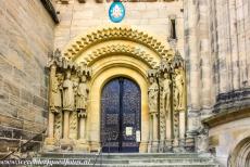 De stad Bamberg - De stad Bamberg: Het Adamsportaal van de Dom van Bamberg. De officiële naam van de Dom luidt de 'Bamberger Dom St. Peter und...