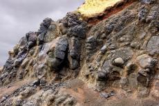 Giant's Causeway en Causeway kust - Giant's Causeway en Causeway Coast: Gestolde basaltische lava langs de Causeway Coast. De Giant's Causeway ontstond door een...
