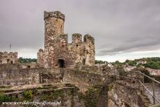 Kastelen van koning Edward in Gwynedd - Kastelen en stadsmuren van King Edward in Gwynedd: Kasteel Conwy. De Stockhouse Tower is een van de torens van het kasteel van Conwy. De...
