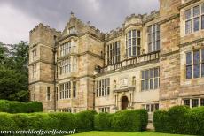 Studley Park - Fountains Abbey - Fountains Hall is een groot landhuis in Studley Royal Park, slechts enkele kamers zijn geopend voor publiek. In het...